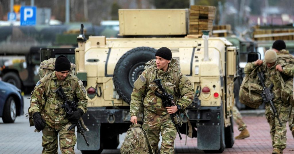 Gli Stati Uniti esclusivi invieranno altre 3.000 truppe in Polonia, affermano i funzionari