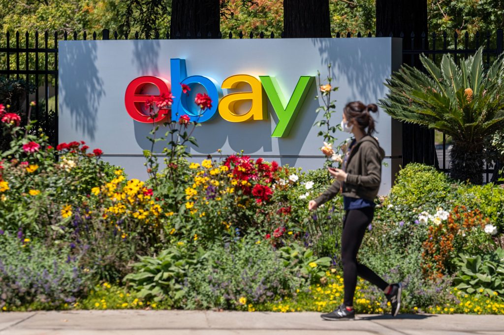 Guadagni eBay per il quarto trimestre del 2021