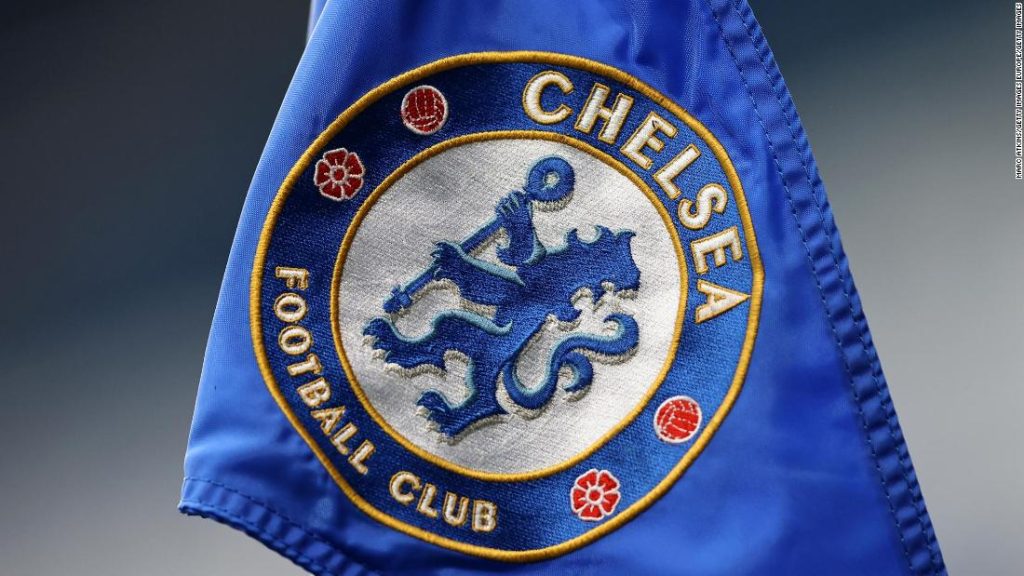Roman Abramovich, proprietario russo del Chelsea FC, cede il club dopo l'invasione dell'Ucraina