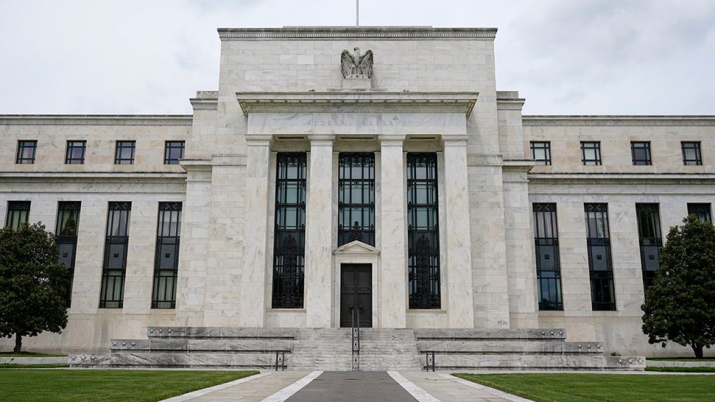 Cosa significa l'aumento del tasso della Fed a Main Street?