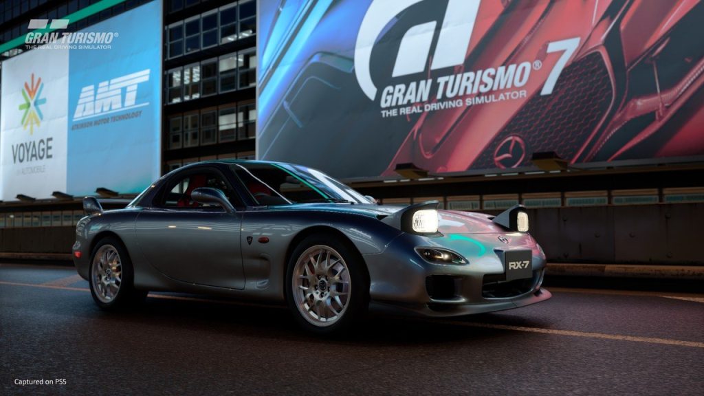 Gran Turismo 7 PS5, PS4 Patch ripristina i server dopo 24 ore, feedback digitale multi-voce sulle microtransazioni
