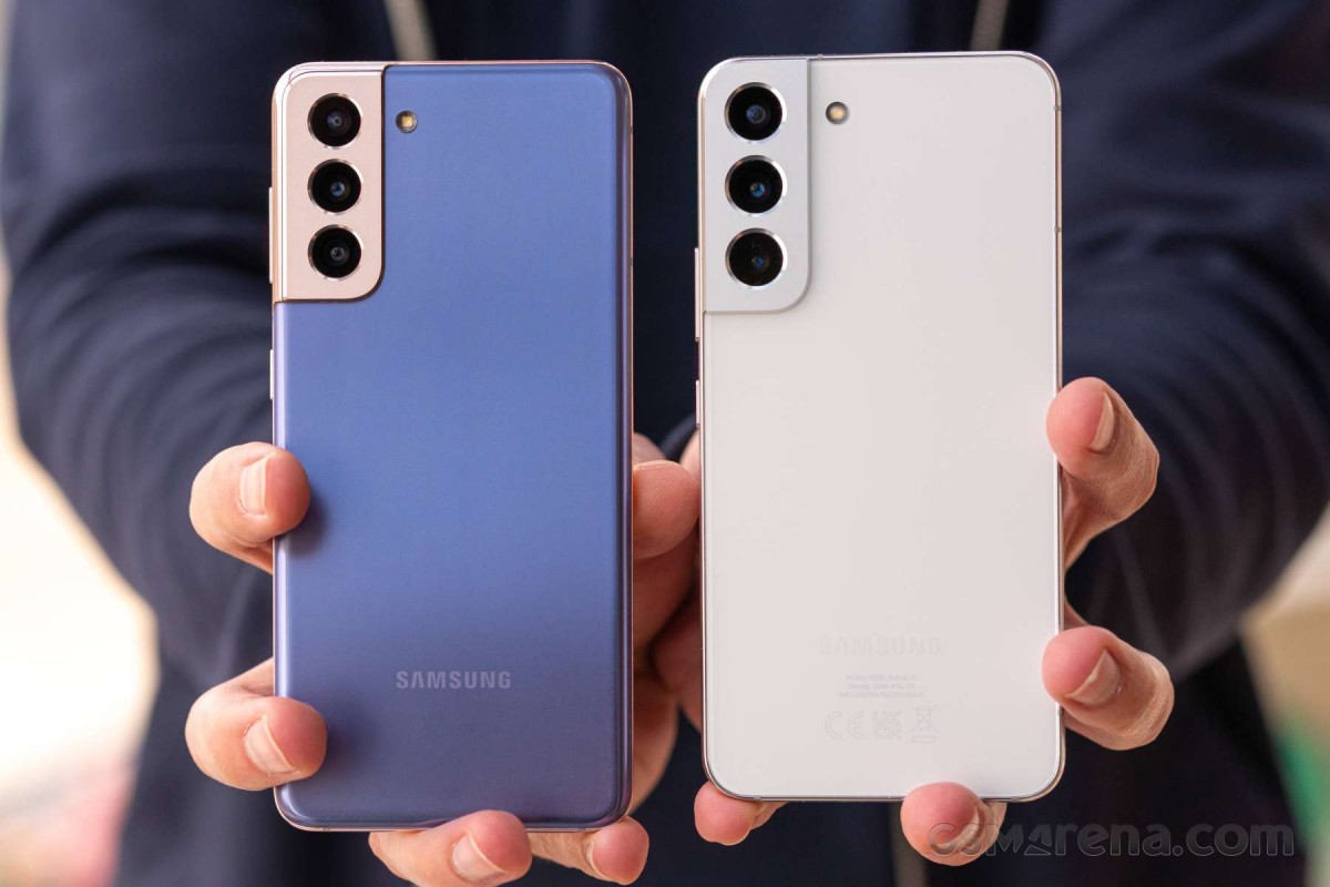 Samsung Galaxy S22 per la revisione