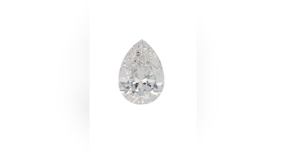 Un diamante a forma di pera da 228 carati è stato venduto da Christie's