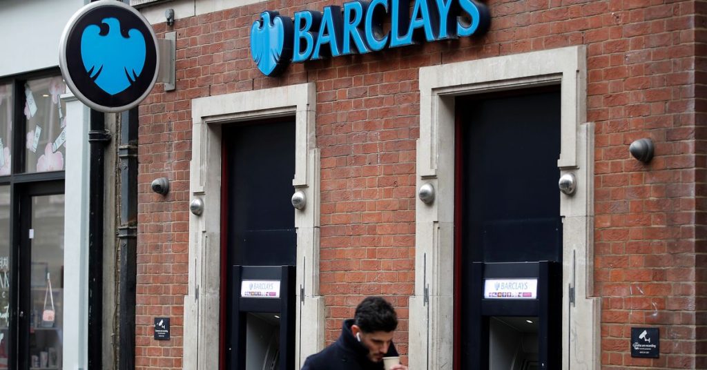 Barclays deve affrontare una perdita di $ 590 milioni, il controllo a causa della ricevuta di vendita