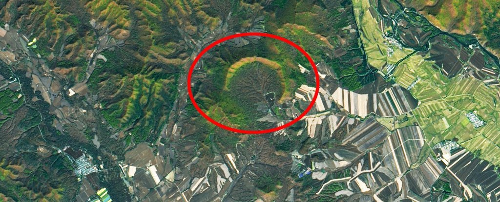 Gli scienziati hanno rivelato il più grande cratere sulla Terra 100.000 anni fa