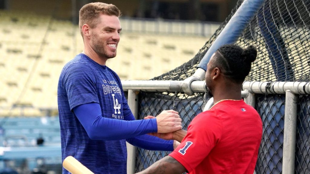 Freddy Freeman dei Dodgers incontra i Braves, poi le lumache corrono a casa e scappano dalla squadra precedente come parte di una giornata emozionante