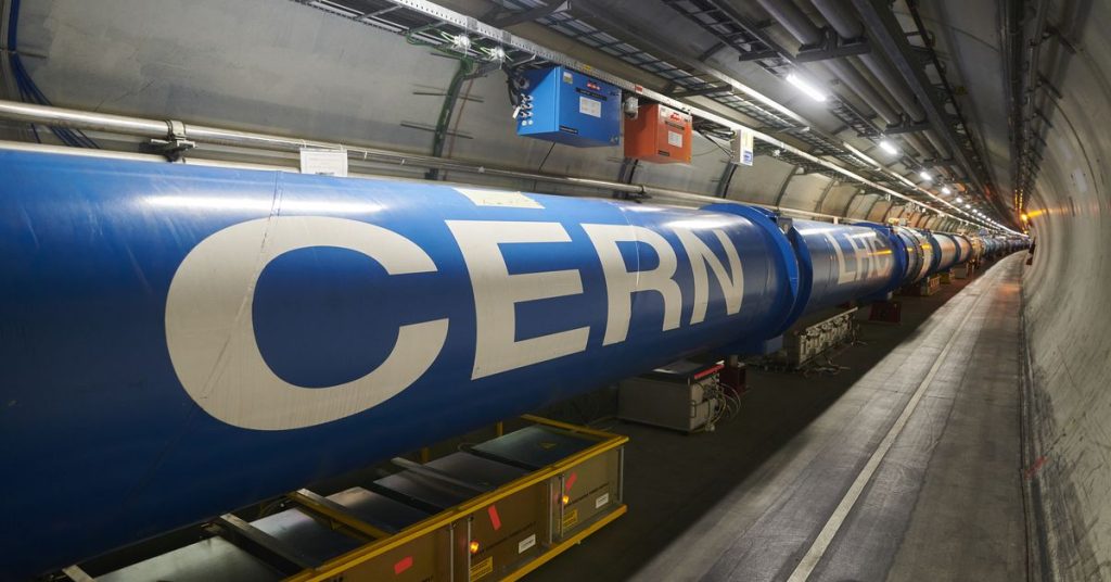 L'acceleratore di particelle del CERN inizia a funzionare dopo una pausa di tre anni