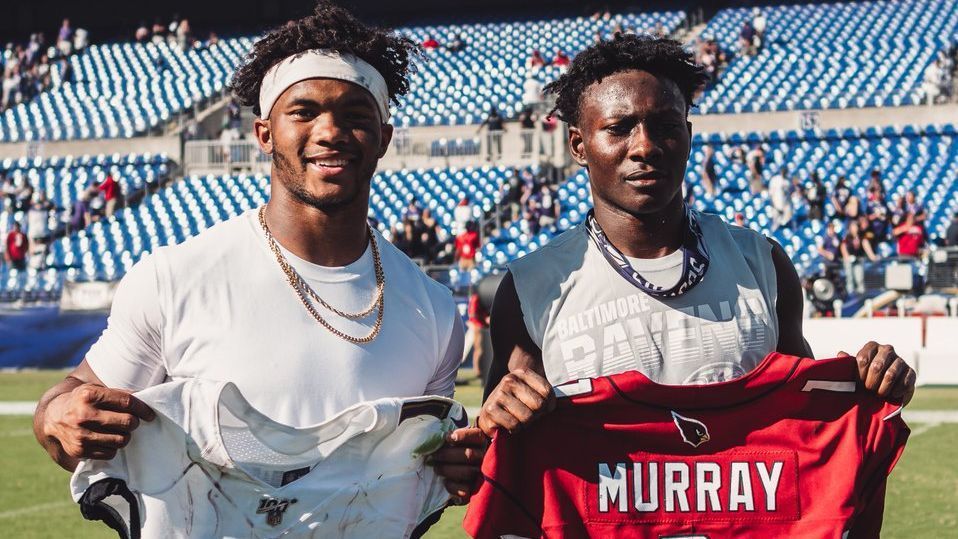 Lamar Jackson e Keeler Murray hanno twittato entrambi i lati dello scambio Ravens-Cardinals a Hollywood Browns