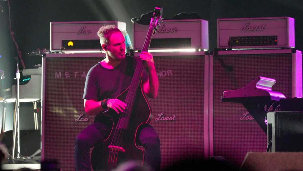 I Pearl Jam annullano le esibizioni a Sacramento, Las Vegas, dopo che il chitarrista è risultato positivo al COVID-19