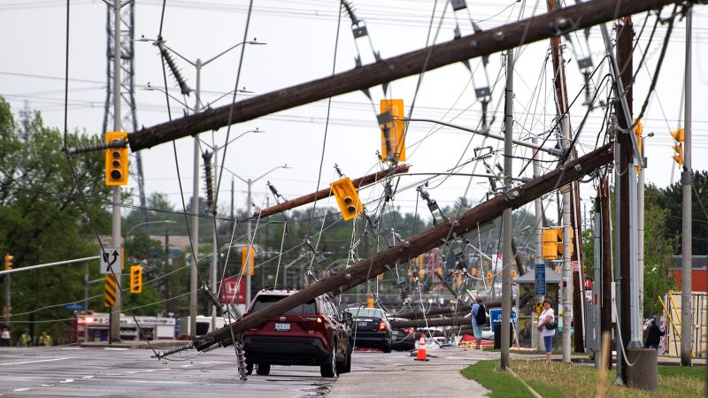 Tempeste in Canada: 5 morti dopo forti temporali in Ontario e Quebec;  Centinaia di migliaia senza elettricità
