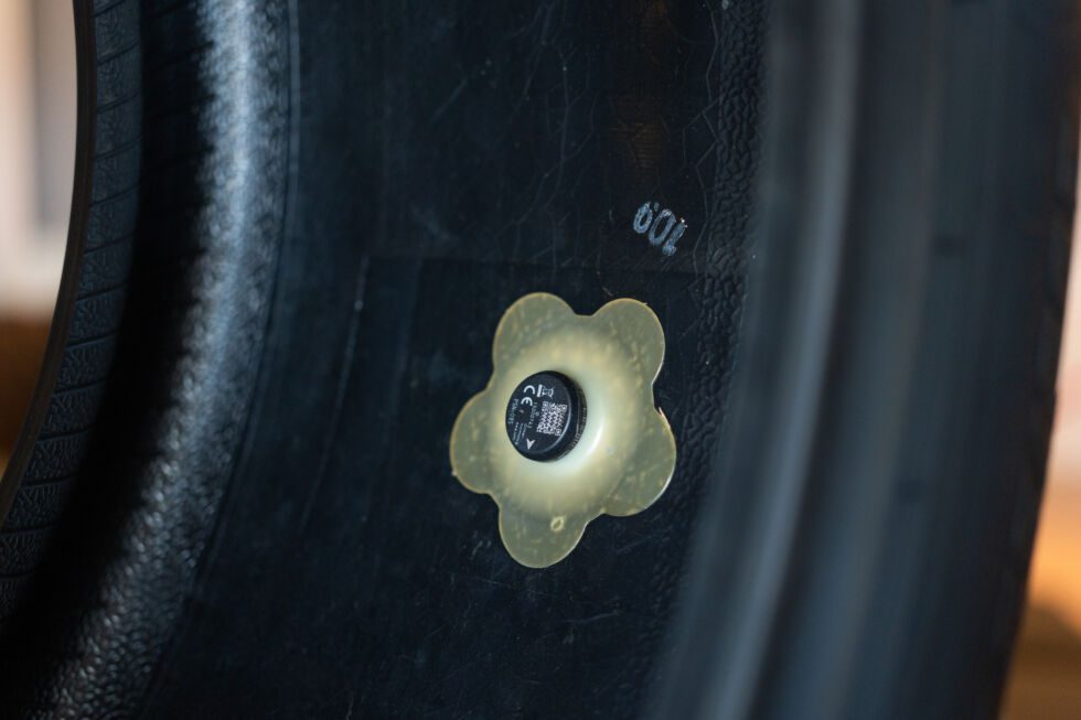 Ecco come appare il sensore per pneumatici Pirelli Cyber.