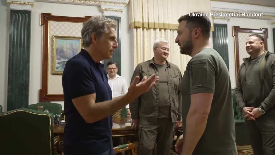 Ben Stiller incontra il presidente Volodymyr Zelensky in Ucraina