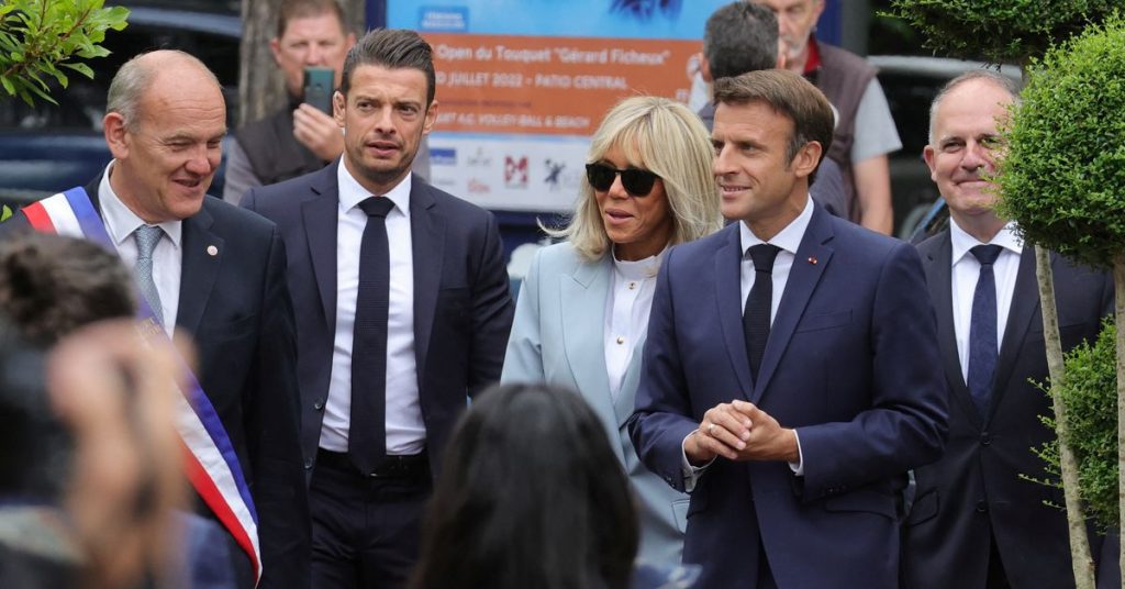 Elezioni francesi: Macron perde la maggioranza assoluta in parlamento per 'shock democratico'