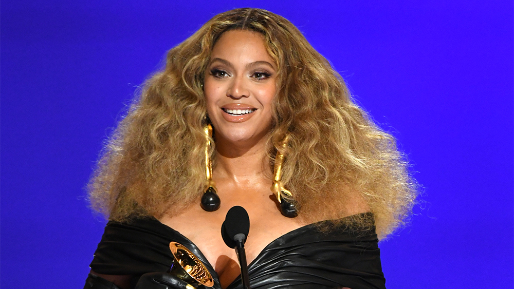 "Renaissance" di Beyoncé include brani dance e country