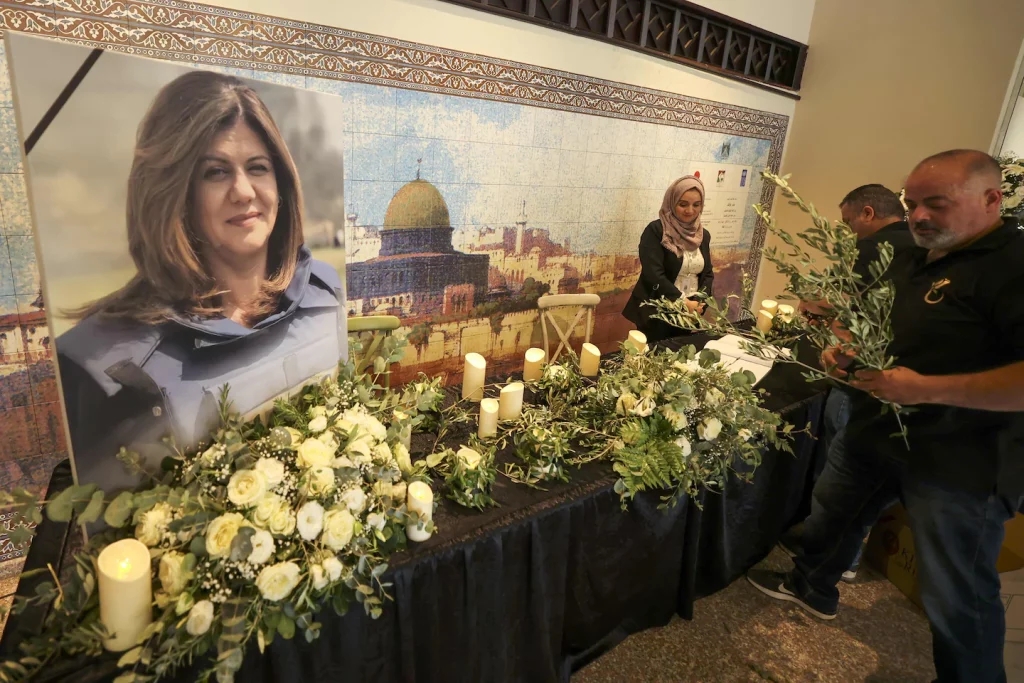 Shireen Abu Aqla è stata uccisa da proiettili israeliani, secondo un'organizzazione per i diritti umani delle Nazioni Unite