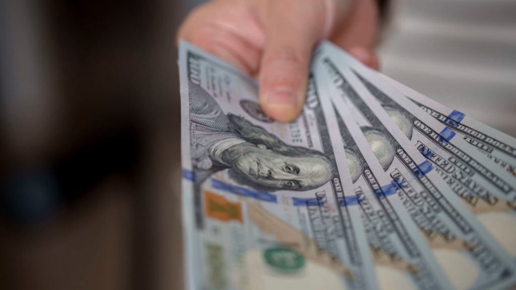 L'economista afferma che la forza del dollaro è più preoccupante dell'inflazione in Asia