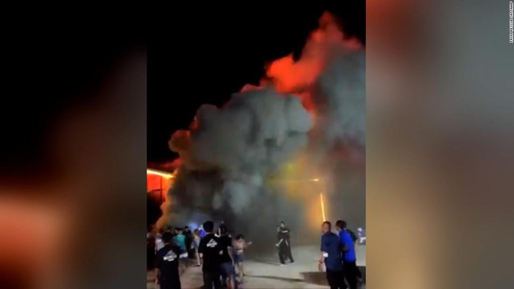 Incendio in discoteca in Thailandia: 13 morti nell'incendio di un edificio