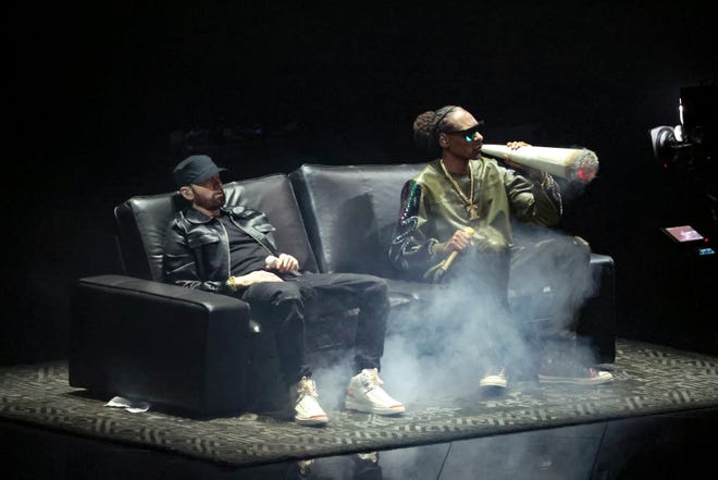 Eminem (a sinistra) e Snoop Dogg