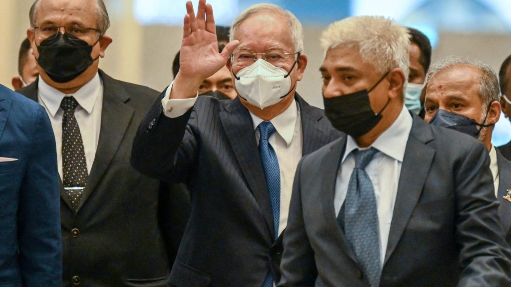 Il carcere sarà duro per l'ex primo ministro malese Najib Razak: Anwar Ibrahim