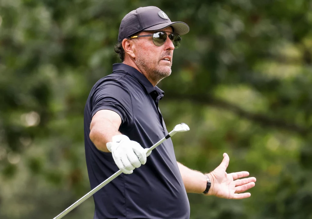 Phil Mickelson e altri si ritirano dalla causa LIV Golf contro il PGA Tour