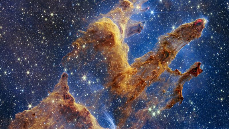 Il telescopio spaziale James Webb cattura nuovi dettagli degli iconici "pilastri della creazione"
