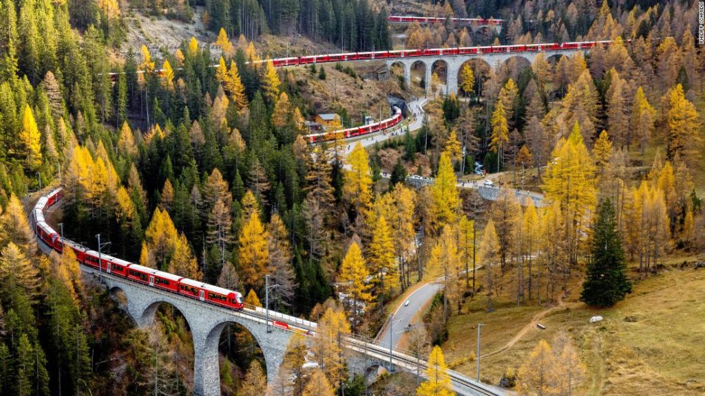 Perché la Svizzera ha costruito un treno di 2 chilometri