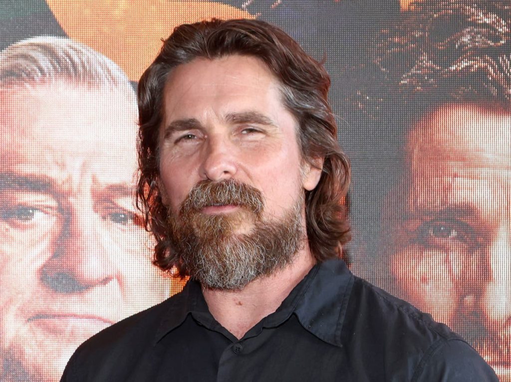 Christian Bale afferma che i film con schermo verde come Thor sono "monotoni" nelle riprese
