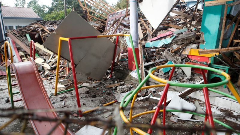Terremoto in Indonesia: la ricerca è in corso mentre un terremoto di magnitudo 5.6 uccide dozzine a West Java