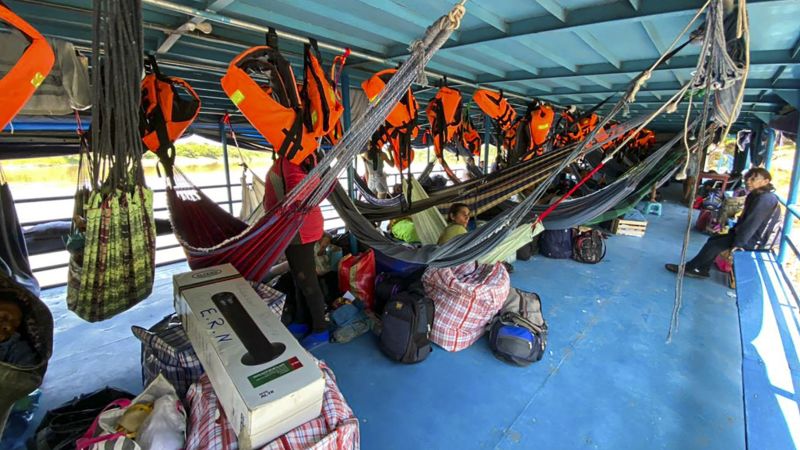 Protesta del Perù per la fuoriuscita di petrolio: rilasciati i turisti tenuti in ostaggio da un gruppo indigeno, afferma il funzionario