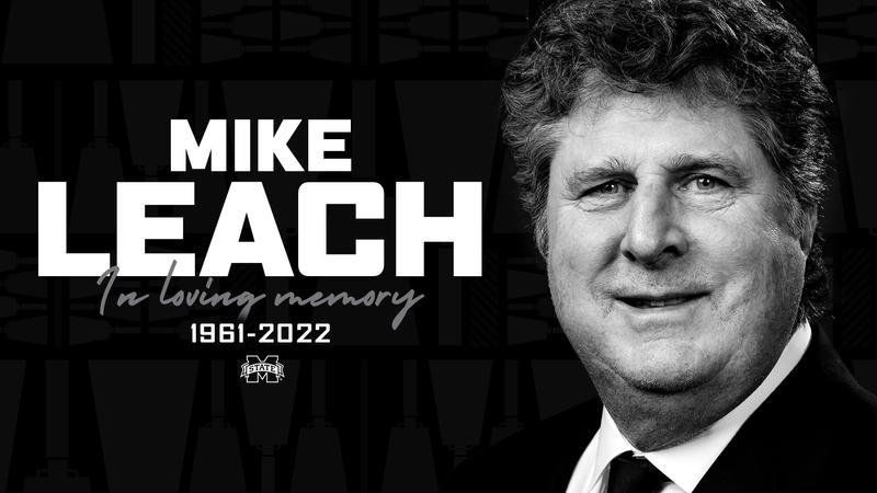 La famiglia MSU Bulldog, la comunità calcistica del college, piange la morte dell'allenatore Mike Leach