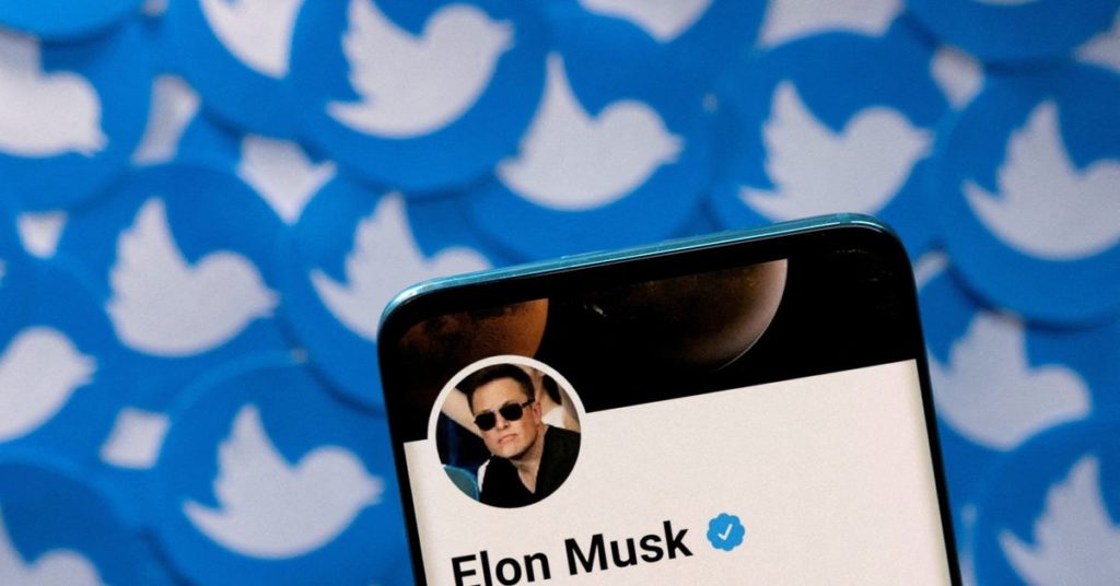 Musk si dimette da CEO di Twitter non appena trova "qualche idiota" come suo successore